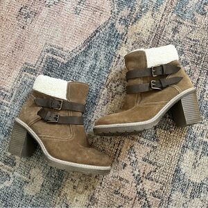 White Mountain Brown Sherpa Heeled Booties sz 9.5